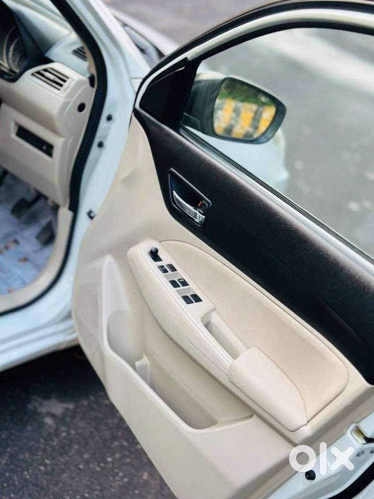 Maruti Suzuki Swift Dzire 1.2 Vxi Bsiv, 2018, Petrol