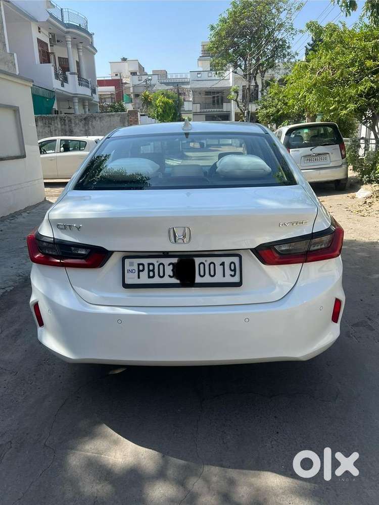 Honda City 2022 Petrol Automatic Showroom Condition