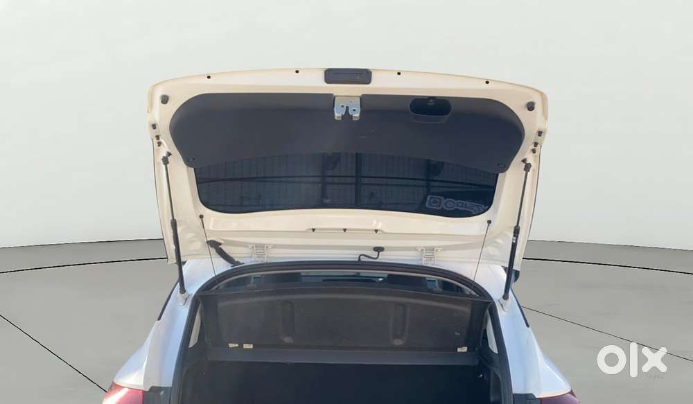 Hyundai New I20 1.2 Asta (o) Mt, 2024, Petrol