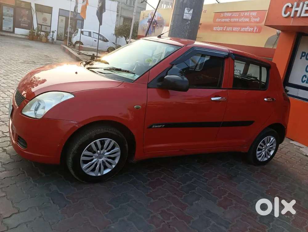 Maruti Suzuki Swift 2006 Petrol 125000 Km Driven