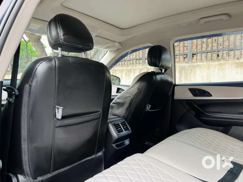 Mahindra Xuv700 2.2 Ax 5 Diesel Mt 7 Str, 2024, Diesel