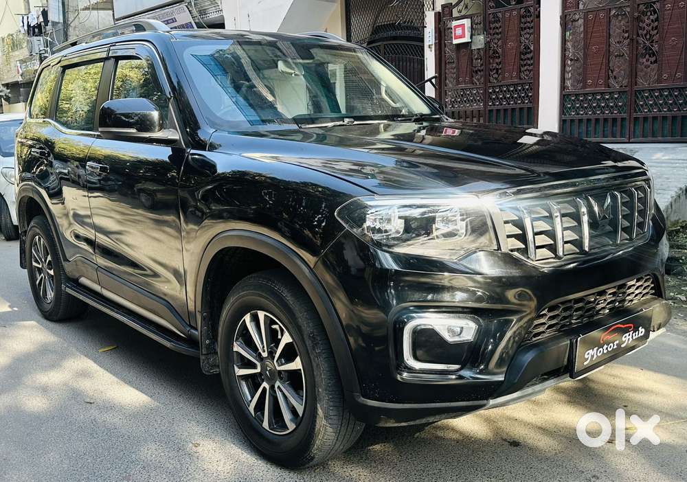 Mahindra Scorpio N Z8 Petrol Mt 7 Str, 2024, Petrol