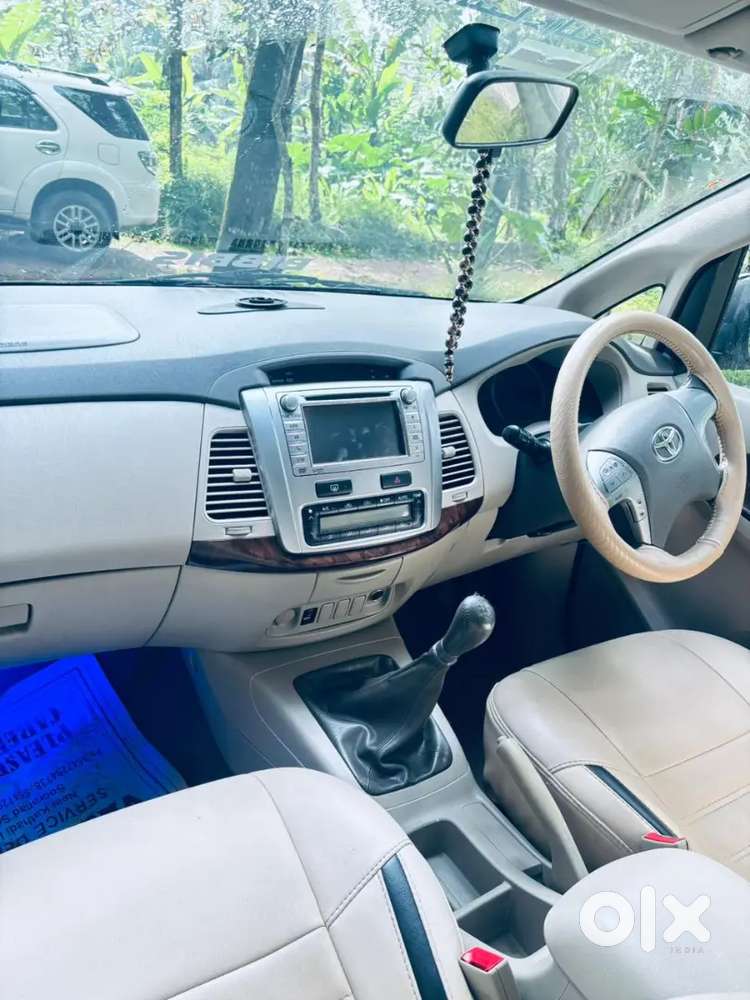 Toyota Innova Vx Diesel 2013
