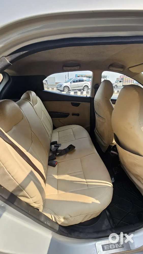 Hyundai Eon 2016 Petrol Good Condition , Tyre New