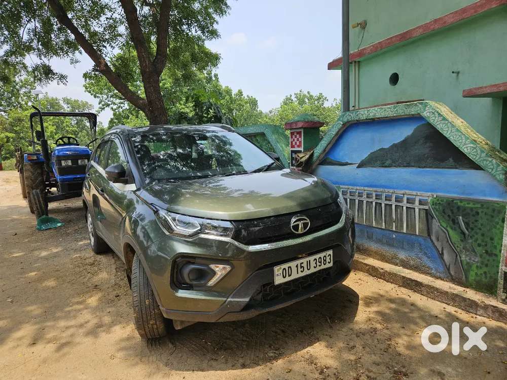 Tata Nexon 1.2 Revotron 2052 Petrol Manual