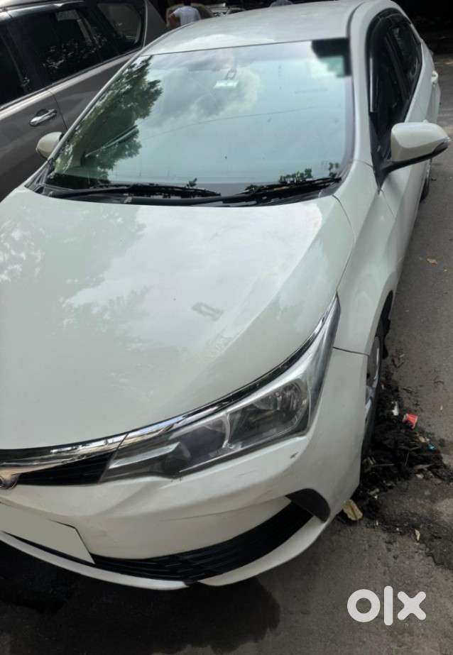 Toyota Corolla Altis 1.8 J, 2017, Petrol