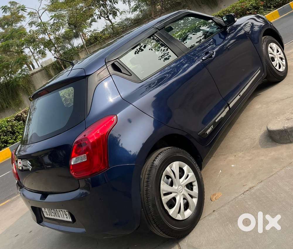 Maruti Suzuki Swift Vxi + Manual, 2022, Petrol