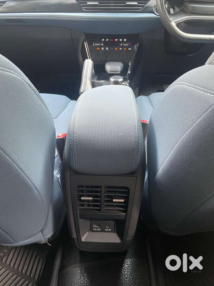 Tata Nexon Creative Plus S 1.2 Revotron Petrol 7dca, 2025, Petrol