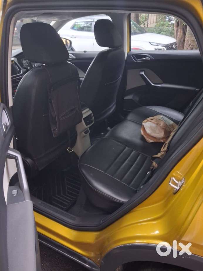 Volkswagen Taigun 1.0 Tsi Highline At, 2022, Petrol