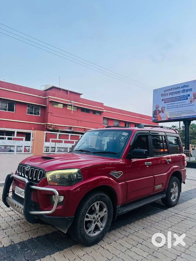 Mahindra Scorpio S10, 2015, Diesel