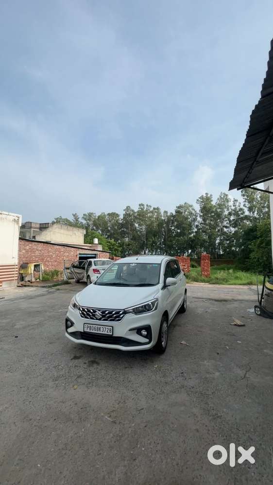 Maruti Ertiga 1.5 Vxi 2025