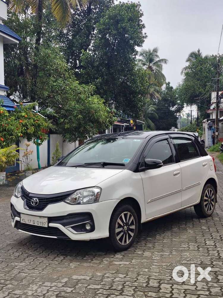 Toyota Etios Liva 1.2 V, 2018, Petrol