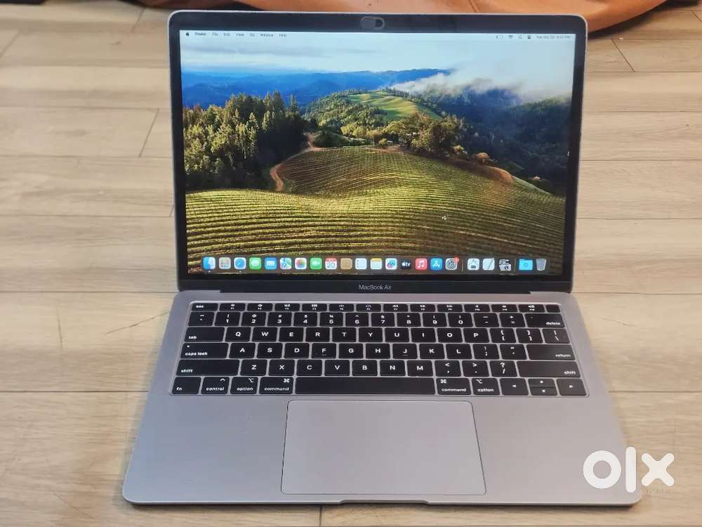 Apple Macbook Air intel core i5 8GB RAM space gray GADGETZONE