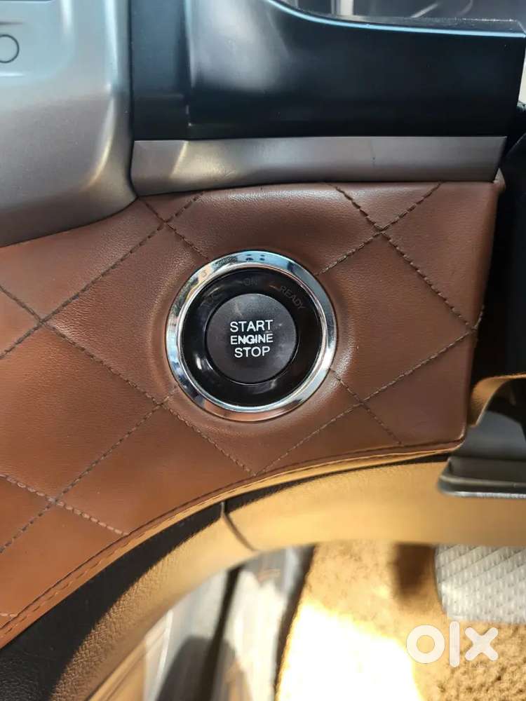 Mahindra Alturas G4 2019 Diesel