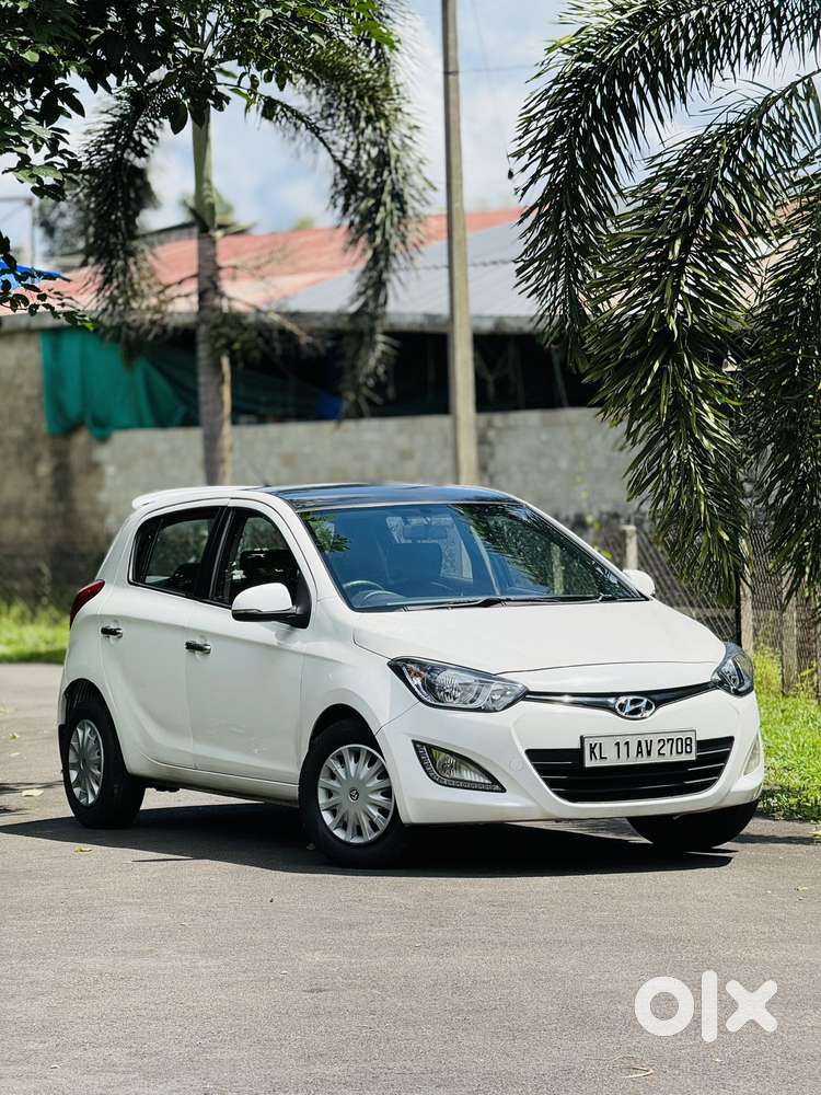 Hyundai I20 Sportz 1.2 Bs-iv, 2014, Petrol