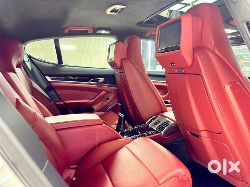 2014 Porsche Panamera Gts