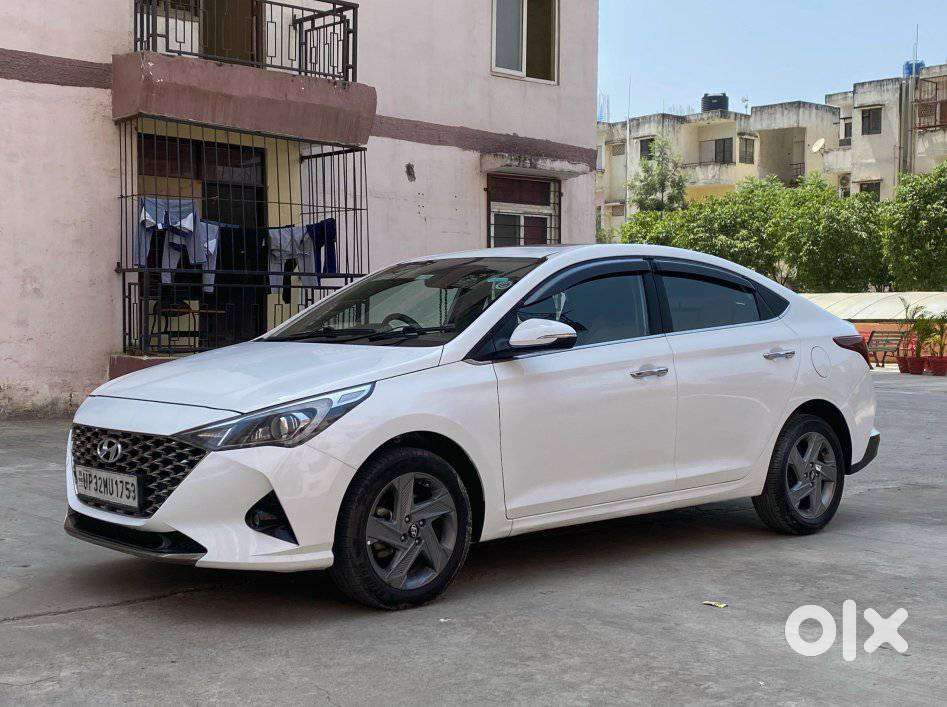 Hyundai Verna 1.5 Sx Diesel At, 2022, Diesel