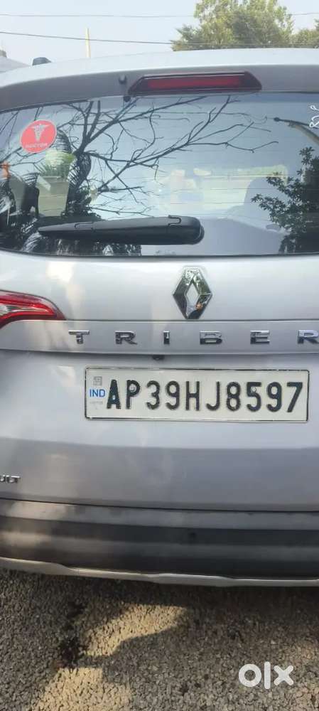 Renault Triber Car
