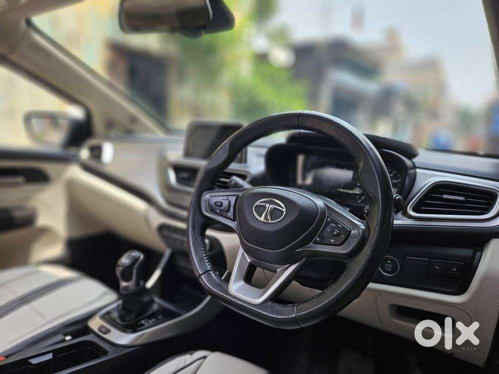Tata Altroz Xz Plus (s) Dark Edition, 2023, Petrol