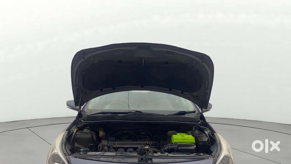 Hyundai Verna [2015-2017] Fluidic 4s 1.6 Vtvt S At, 2015, Petrol