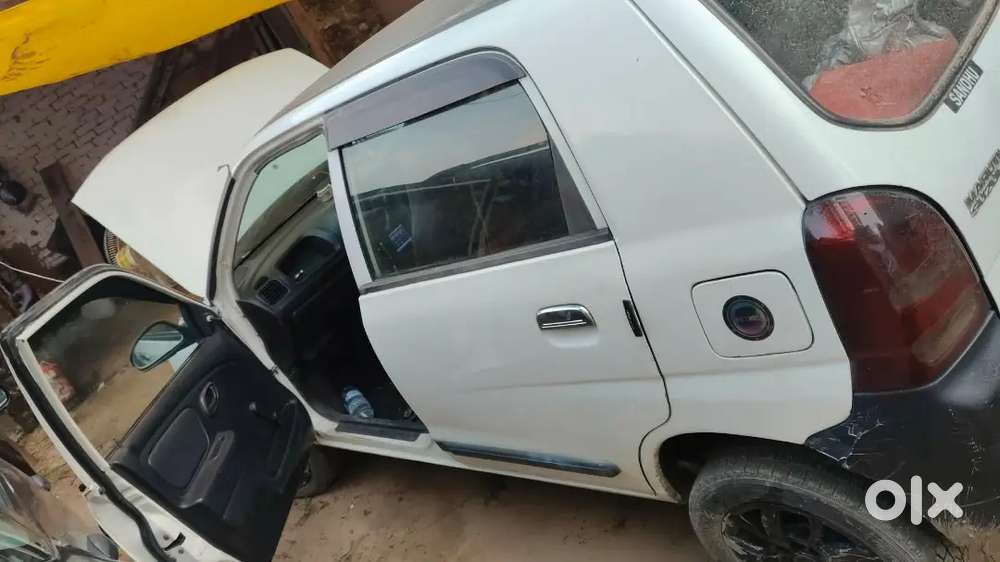 Maruti Suzuki 800 2011
