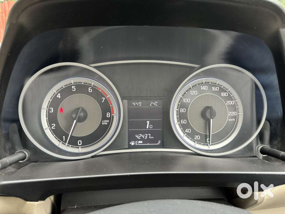 Maruti Suzuki Swift Dzire Vxi(o) Amt, 2022, Petrol