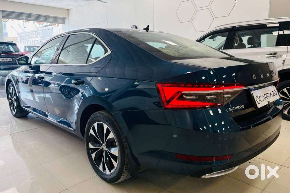 Skoda Superb 2.0 L&k Tsi At, 2021, Petrol
