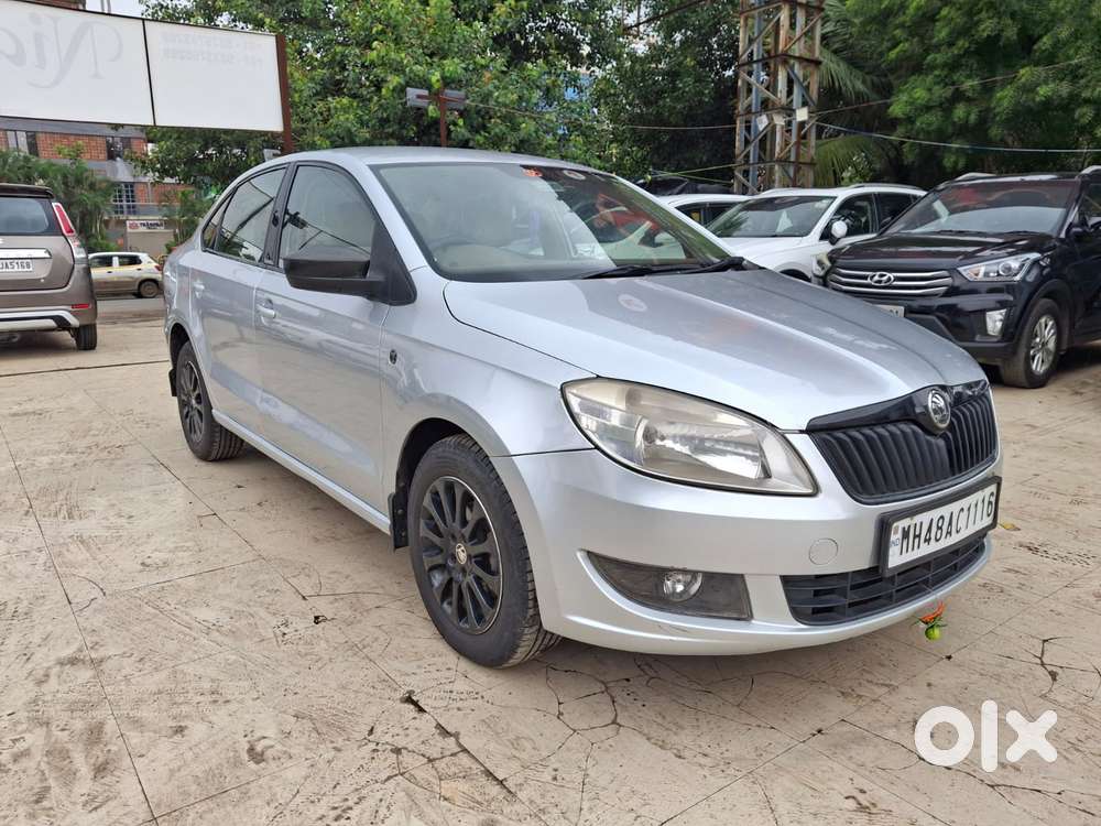 Skoda Rapid [ ] 1.5 Style Plus Tdi At, 2015, Diesel