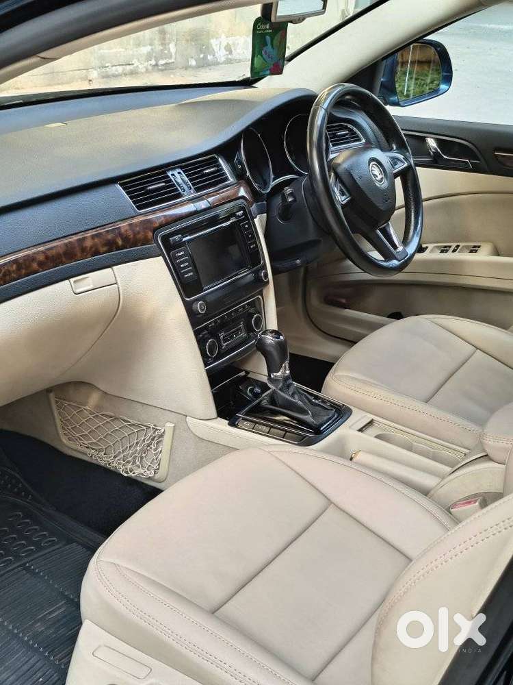Skoda Superb 1.8 Elegance Tsi At, 2015, Petrol