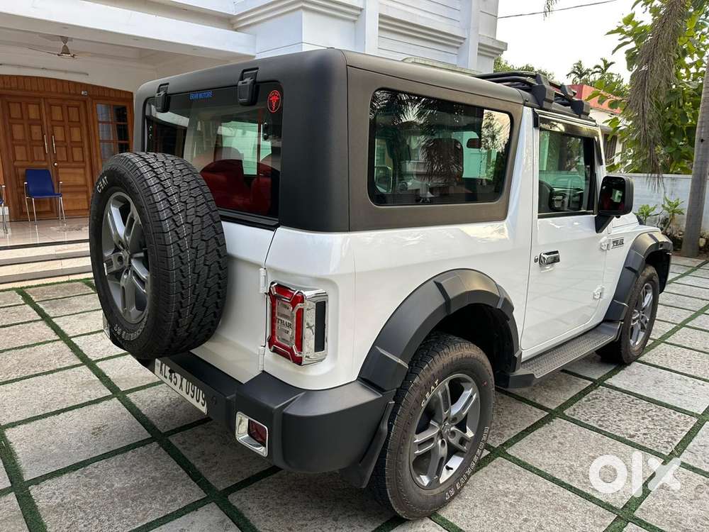 Mahindra Thar Petrol 2023