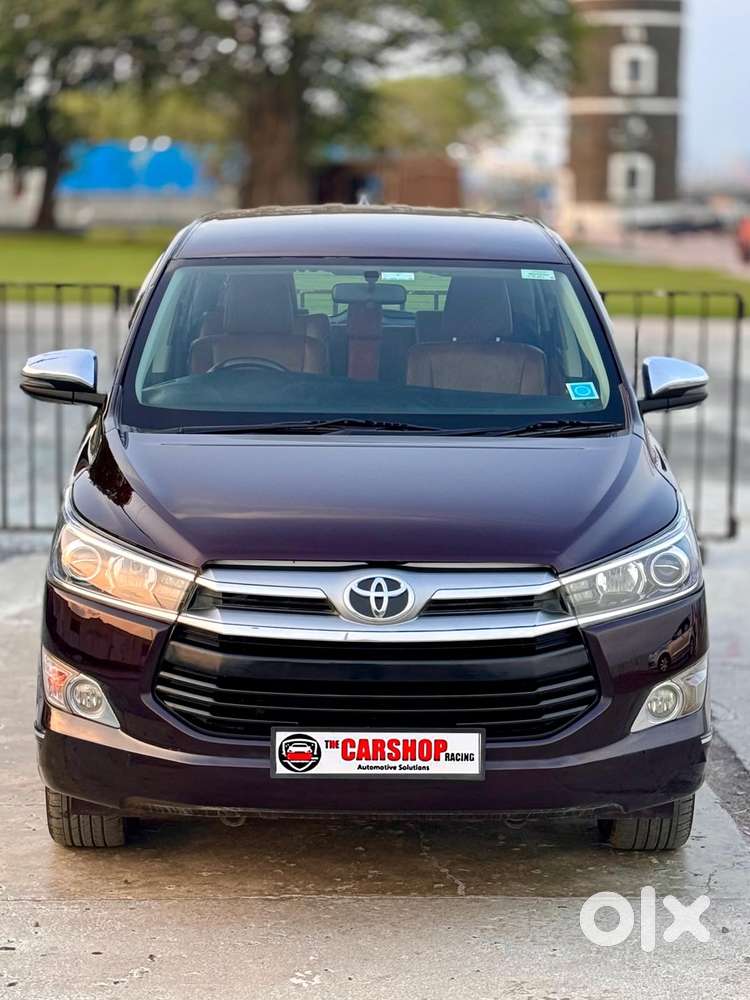 Toyota Innova Crysta 2.8 Zx At 7 Seater, 2016, Diesel