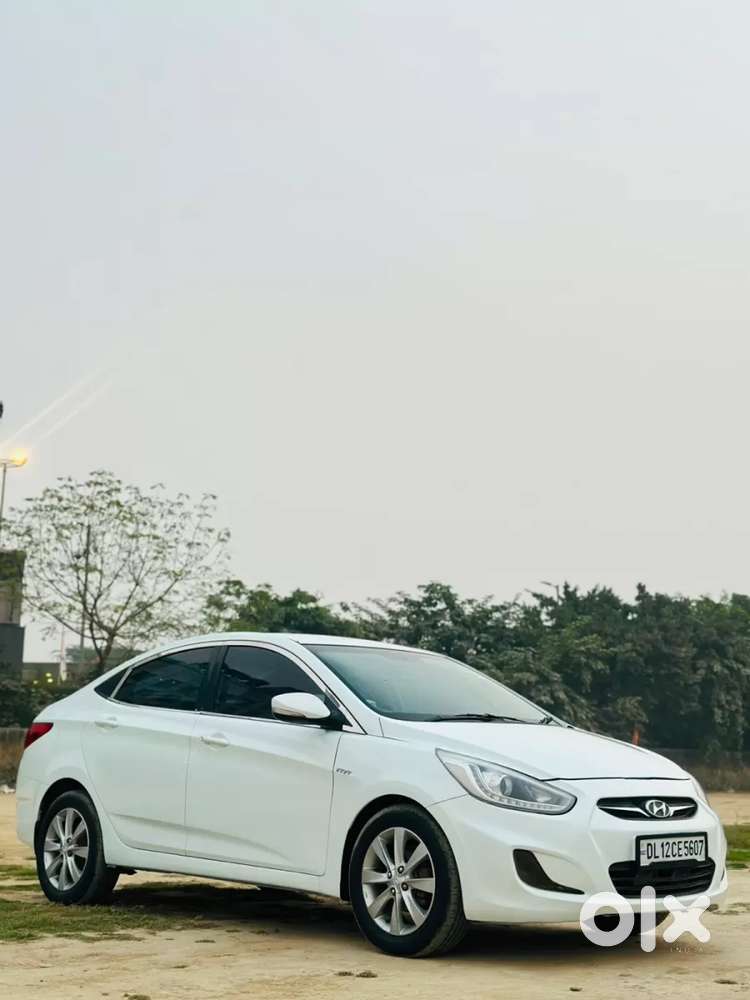 Hyundai Verna Fluidic 1.6 Vtvt Sx, 2013, Petrol
