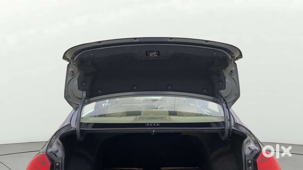 Maruti Suzuki Ciaz 1.5 Zeta Shvs Mt, 2022, Petrol