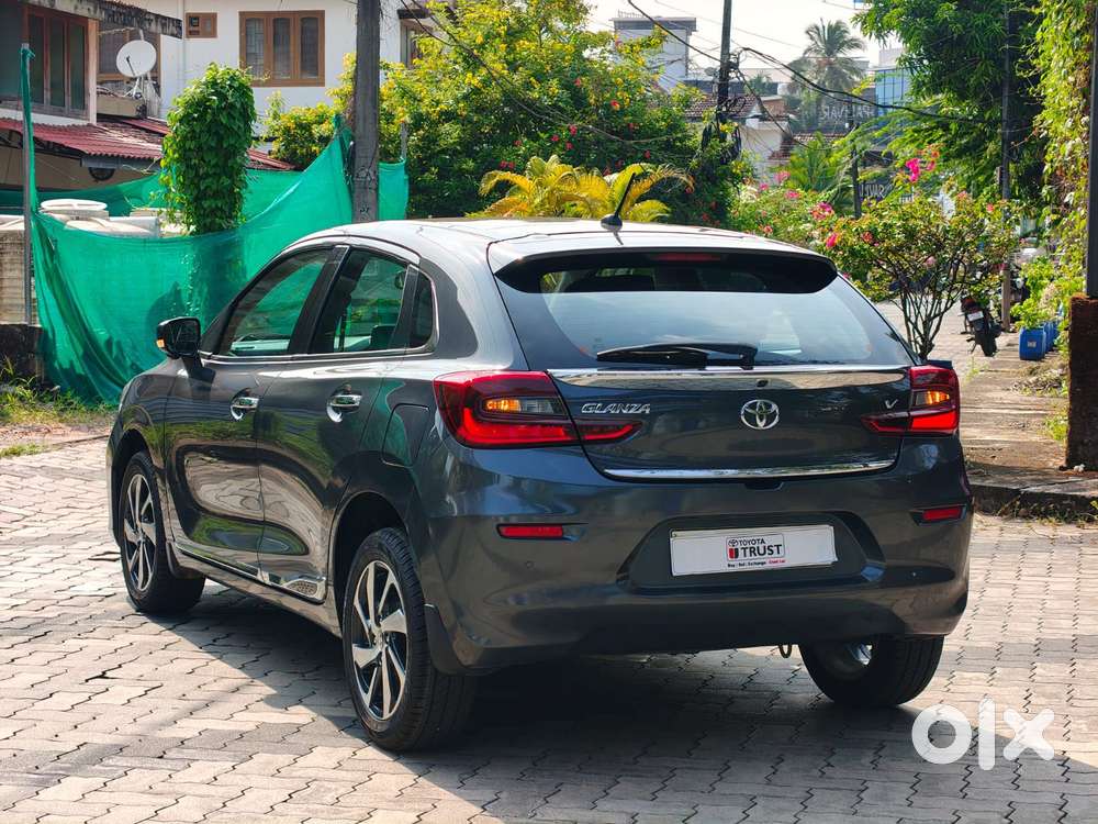Toyota Glanza, 2023, Petrol