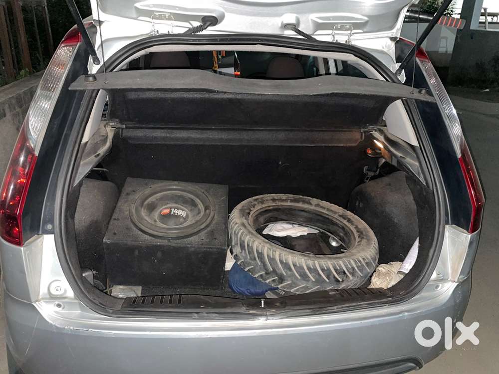 Urgent Sell Figo Petrol Tip Top Condition With Jbl Woofer And Top Tyer
