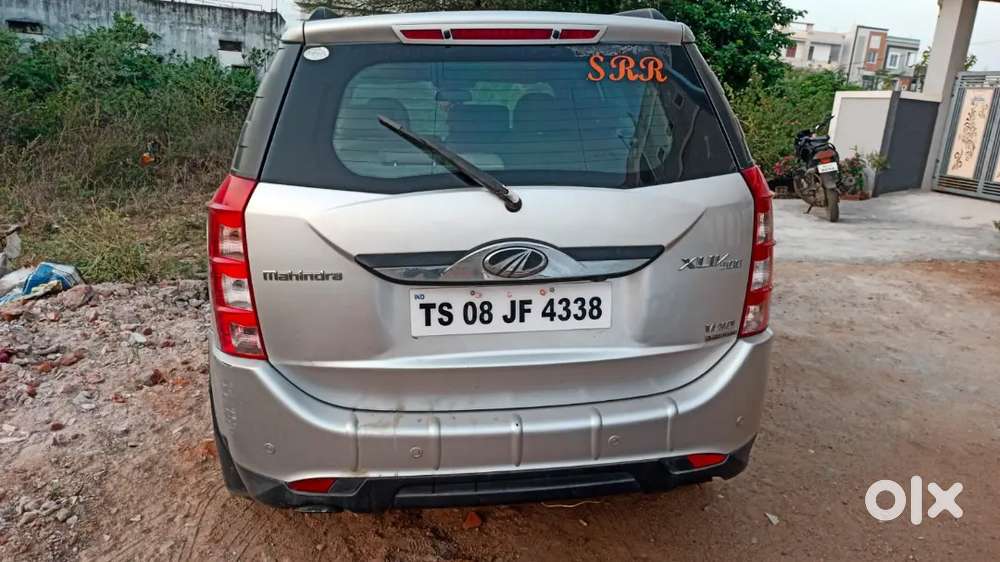 Mahindra Xuv500 2016 Diesel 65000 Km Driven