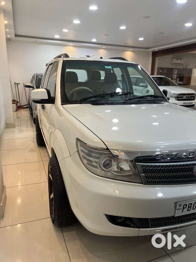 Tata Safari Storme Lx, 2013, Diesel