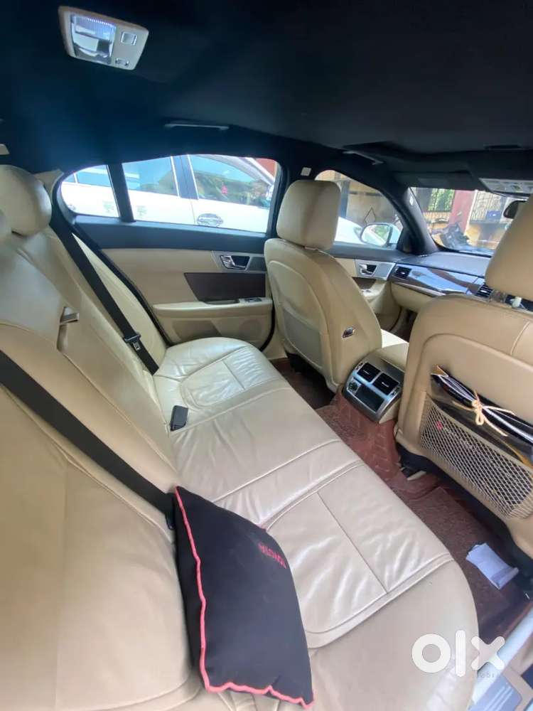 Jaguar Xf 2015 Diesel 65000 Km Driven