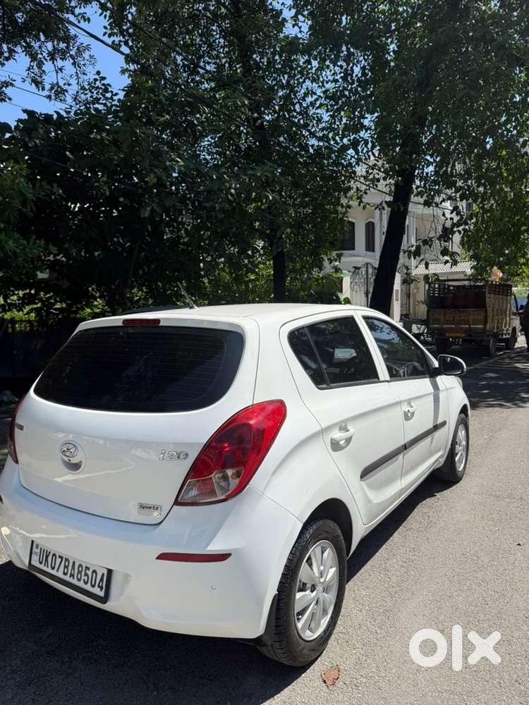 Hyundai I20 Petrol 2014 First Owner Genuine Running