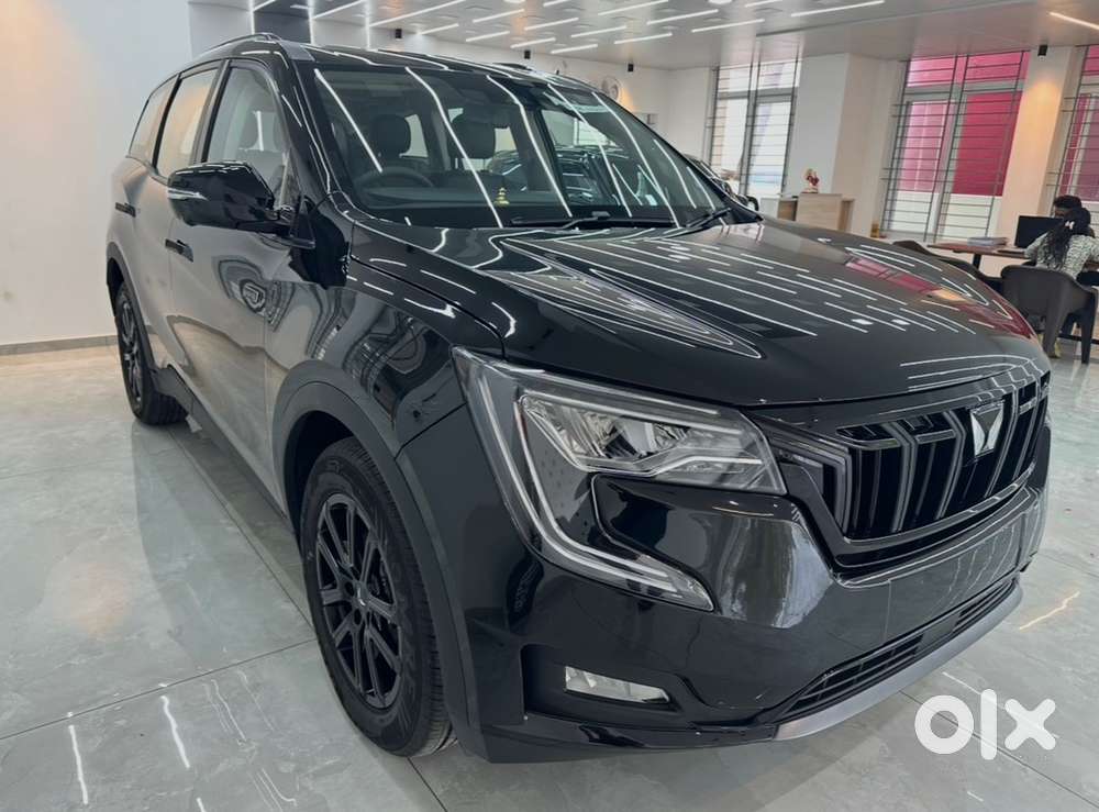 Mahindra Xuv700 Ax7l Diesel 2025 Ebony Edition