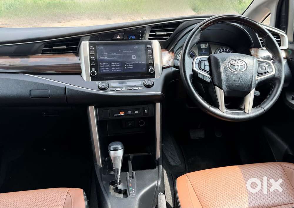 Toyota Innova Crysta [2020-ongoing] 2.4 Zx At 7 Str, 2022, Diesel