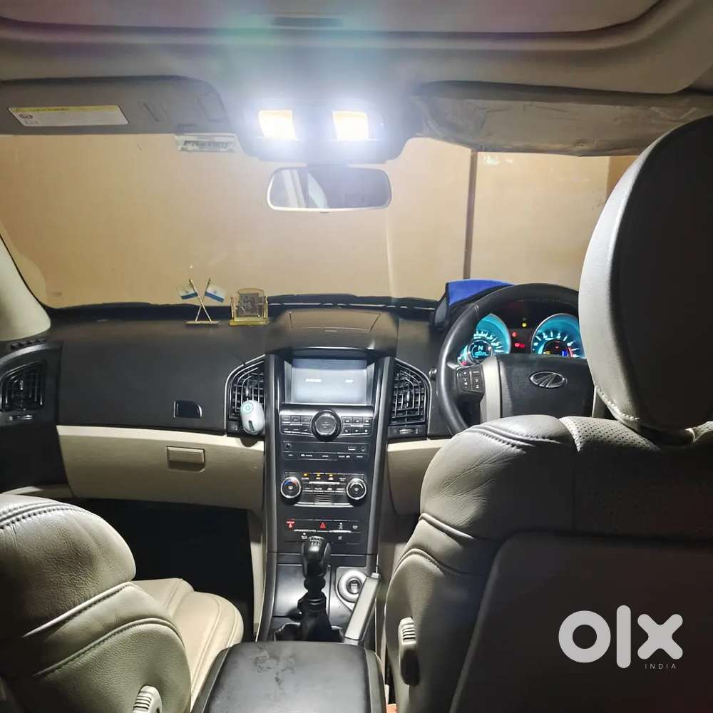Mahindra Xuv500 W10 (top Model)  2016  Sunroof  Excellent Condition