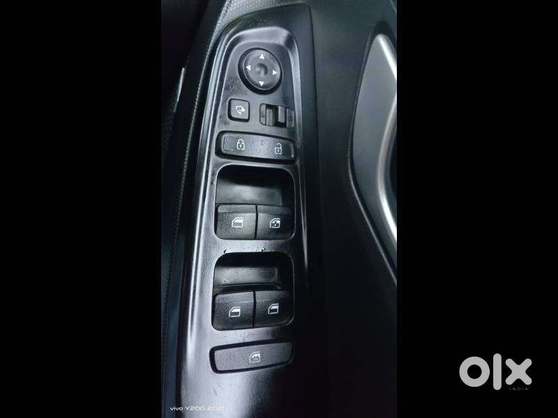 Hyundai Creta 1.5 Sx (o) Knight Ivt Petrol Dual Tone, 2023, Petrol