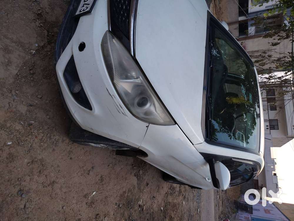 Good Condition Zest Petrol