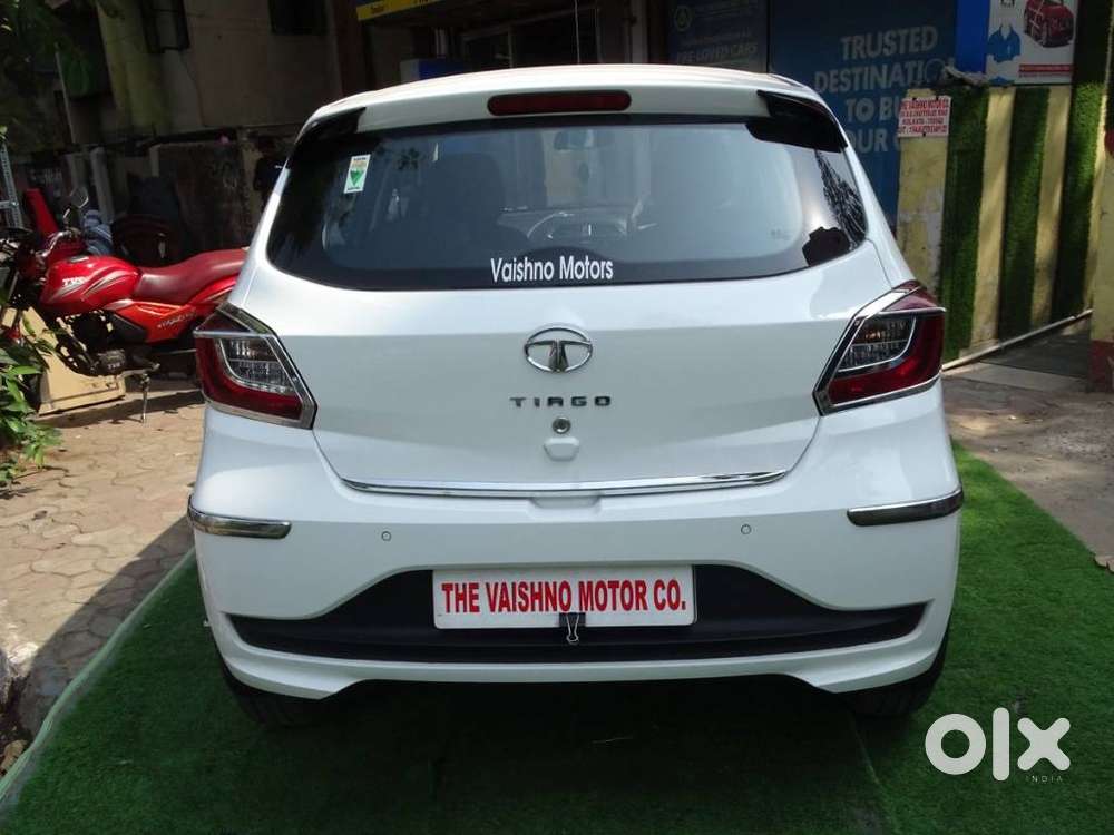 Tata Tiago 1.05 Revotorq Xt Option, 2023, Petrol