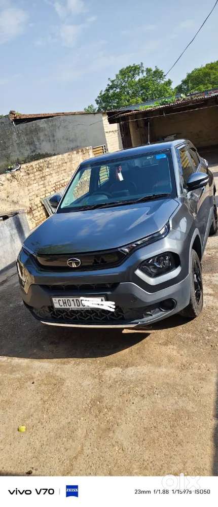 Tata Punch 1.2 Revotron 2025
