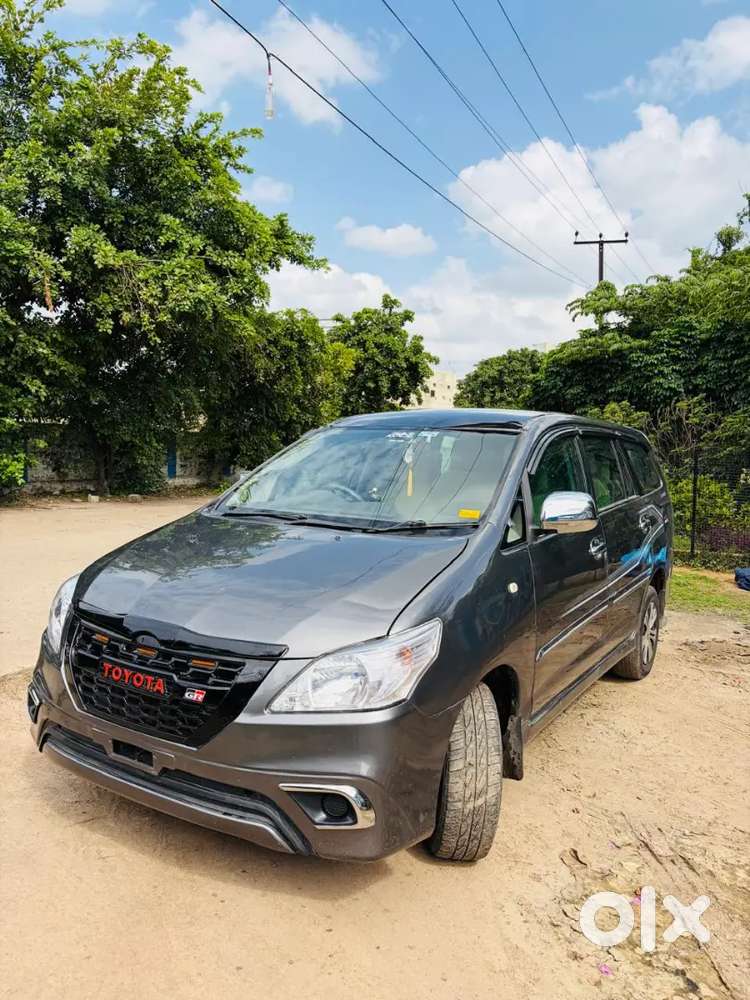 Toyota Innova Diesel 2012