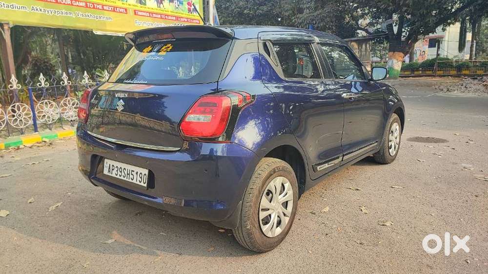 Maruti Suzuki New-gen Swift Vxi, 2023, Petrol