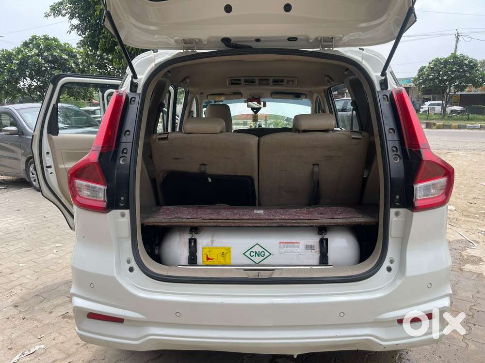 Maruti Suzuki Ertiga Vxi (o) Cng, 2025, Cng & Hybrids