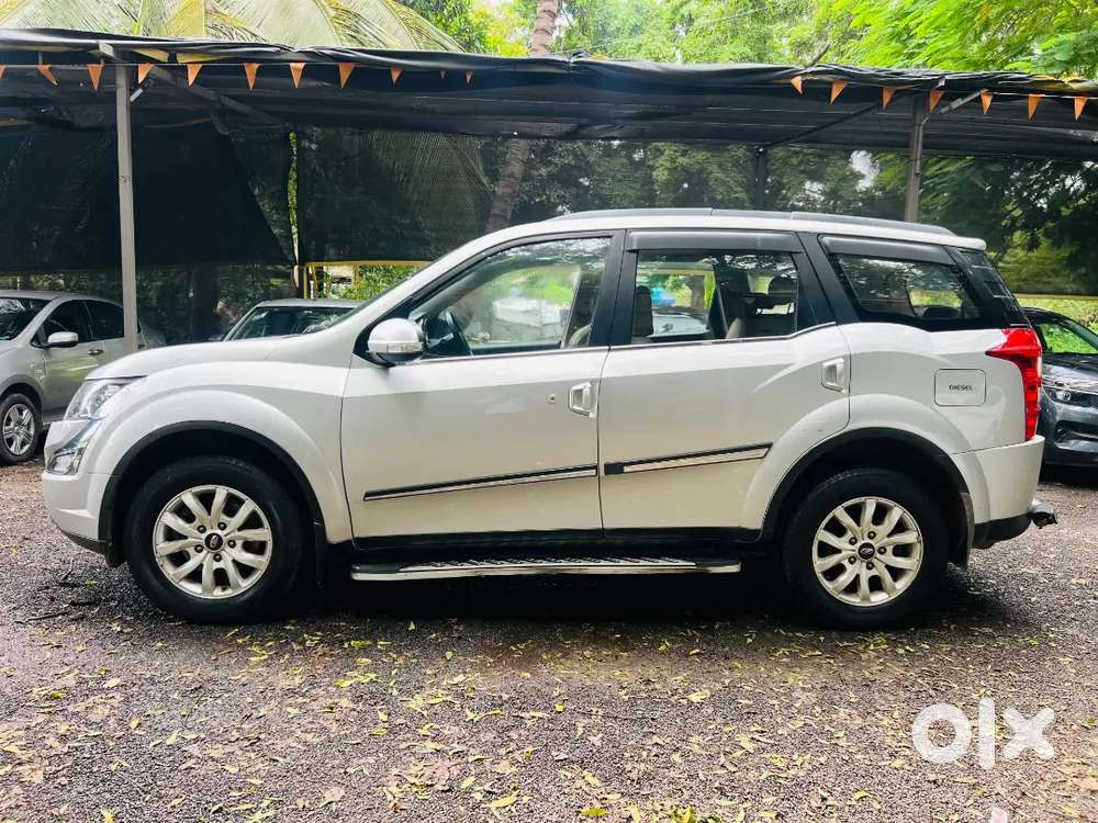 Mahindra Xuv500 2.2 W10 2017